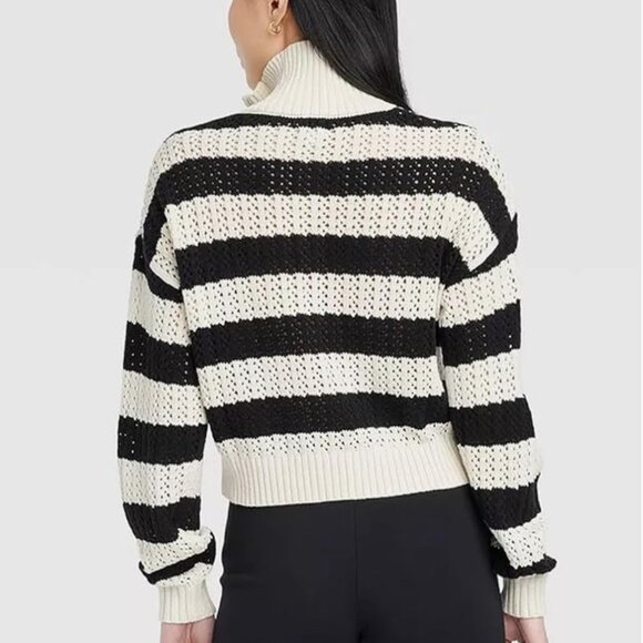 A New Day Women’s Quarter Zip Mock Turtleneck Pullover Sweater - Picture 5 of 6